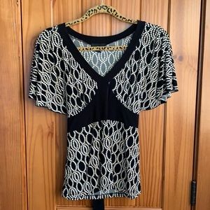 IZ byer collection size Medium blouse